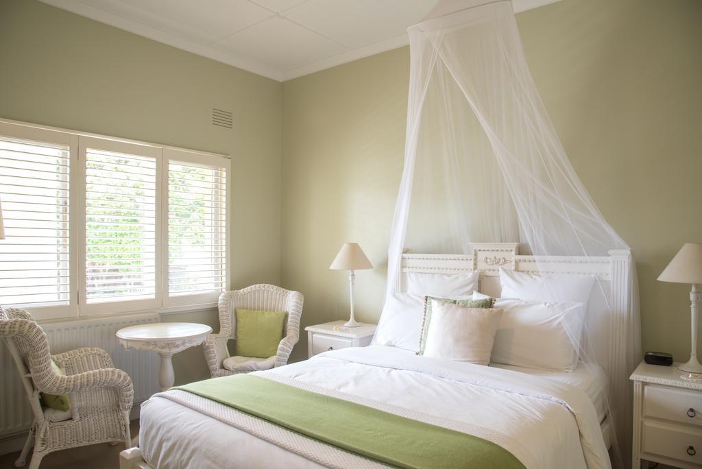 Plantation House At Whitecliffs Bed And Breakfast Rye Bagian luar foto